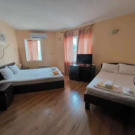 семеен търнава Hotel 3*