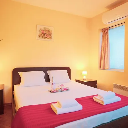 Hotel семеен търнава 3*